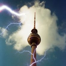 Revolog Tesla 1 35mm Film 3 Revolog Tesla I