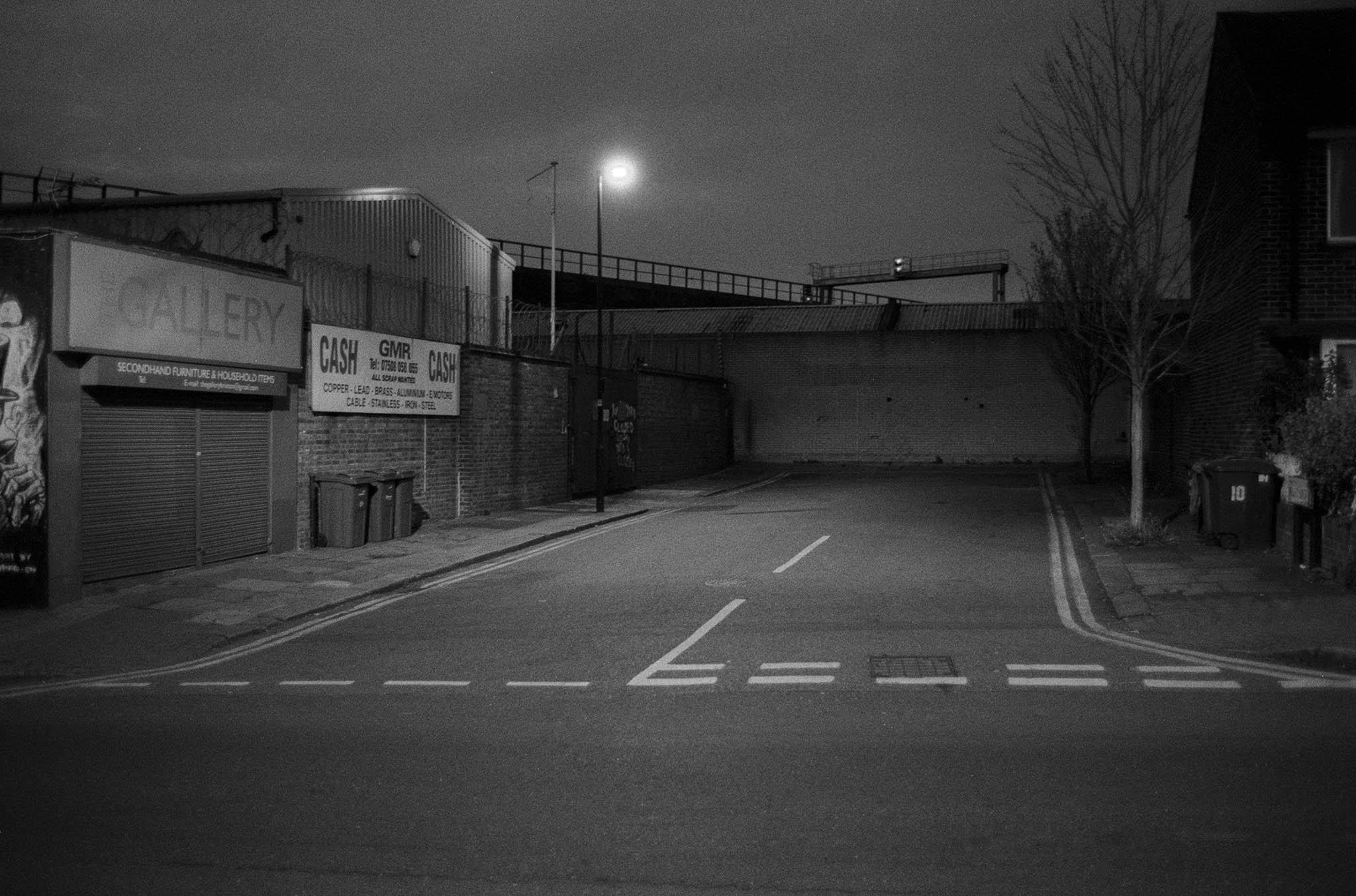 Kodak T-Max P3200 Film Review Contax G2 Night Loughborough Junction