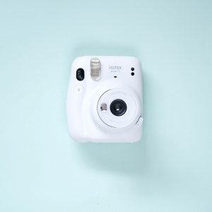 Fuji Instax Mini 11 Instant Film Camera Ice White