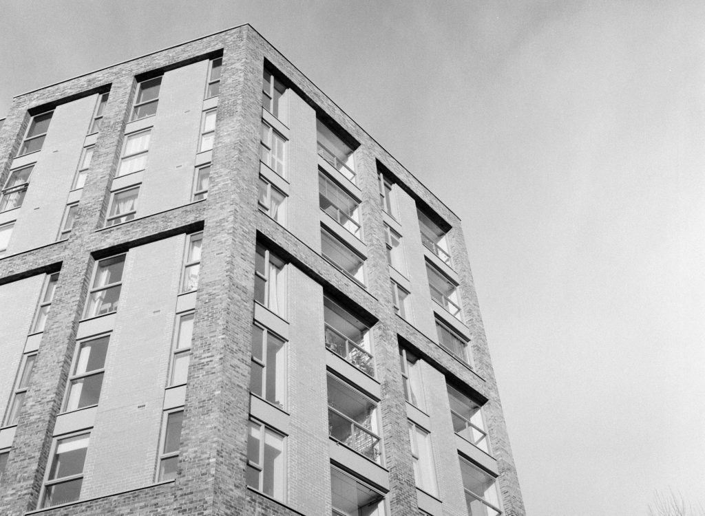 Brixton Road Kentmere 400 120 Film