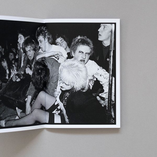 VIRGINIA TURBETT Punks 1979-1983 2 VIRGINIA TURBETT Punks 1979–1983 Café Royal Books