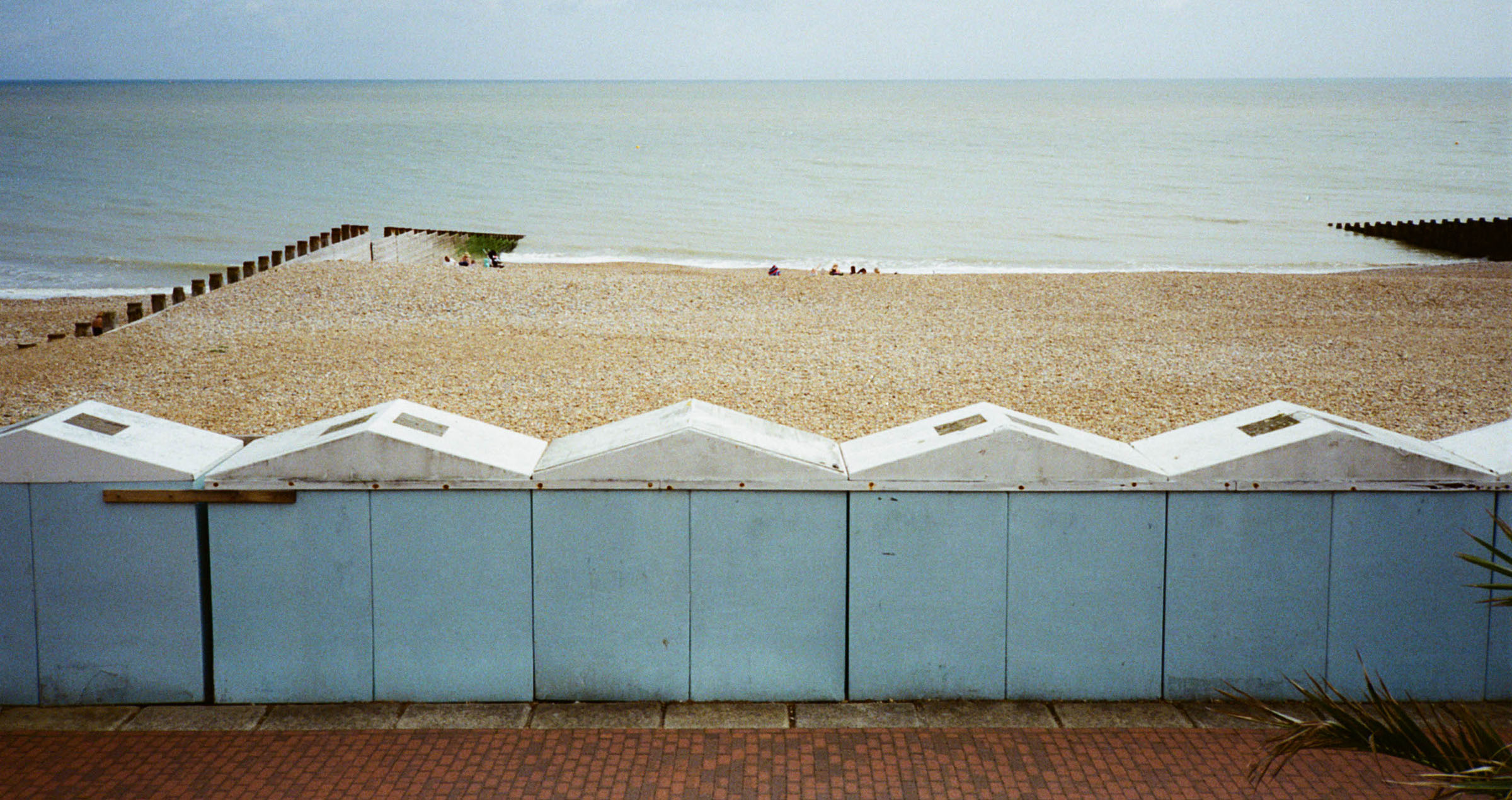 Lomography Color Negative 400 Film Review T4 Eastbourne Blue Beach Huts