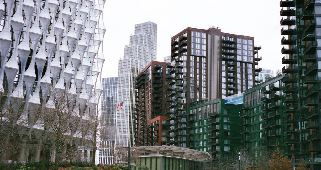 CineStill 400D 120 Film Review