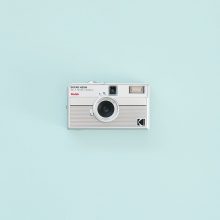 Kodak Ektar H35N Half Frame Film Camera Silver Kodak Ektar H35N Half Frame Film Camera Silver