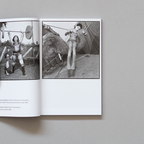 MARY ELLEN MARK Photofile