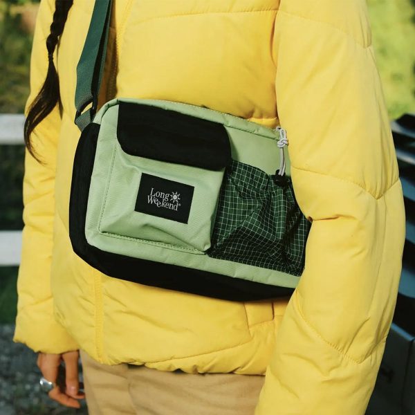 Screenshot Long Weekend Santa Fe Shoulder Bag Moss